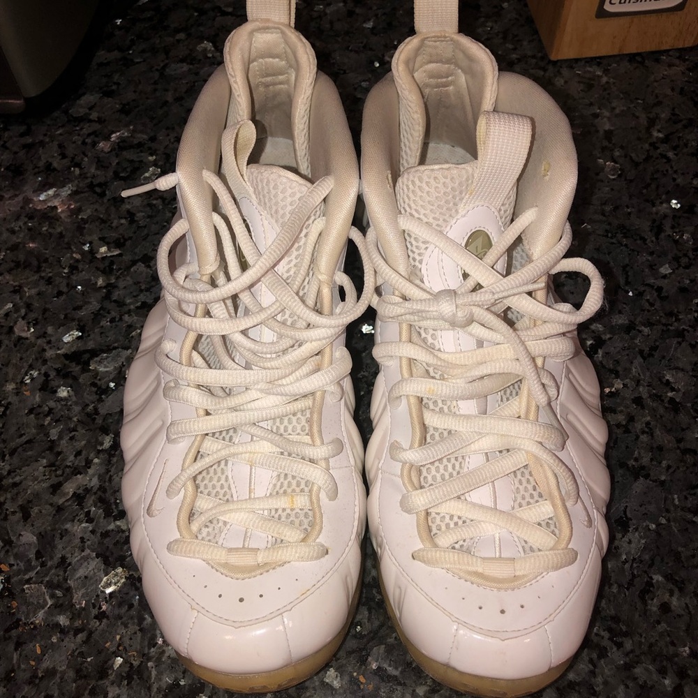 PRELOVED MENS AIR FOAMPOSITE ONE "WHITE-OUT"